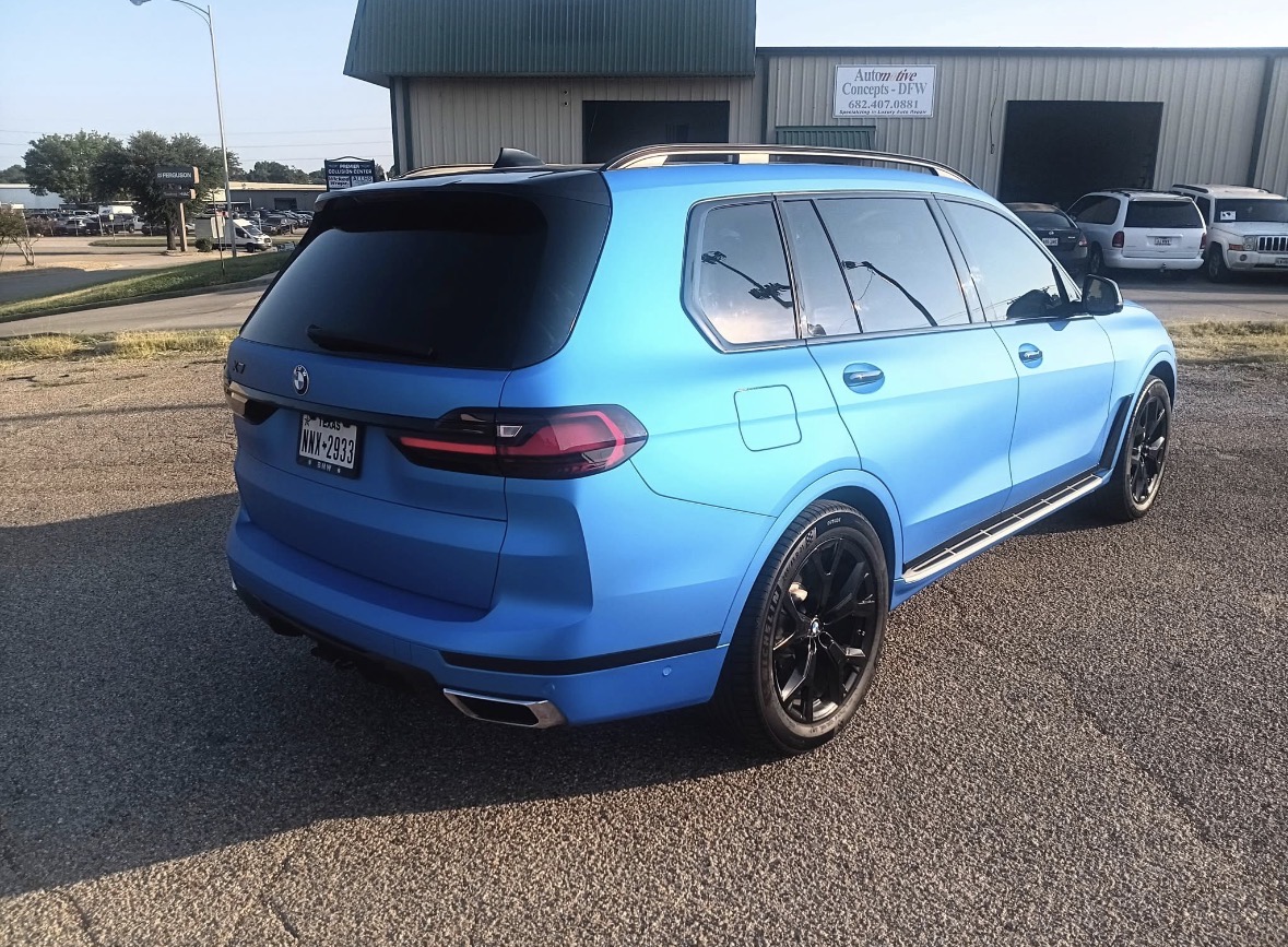 BMW X7 · Riviera Rear